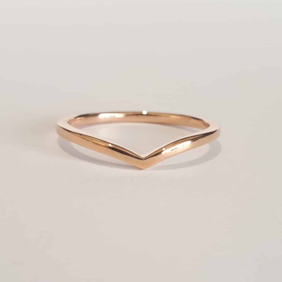 aurupt jewellers rose gold chevron ring