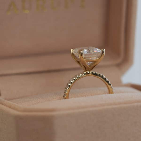 aurupt jewellers moissanite engagement ring