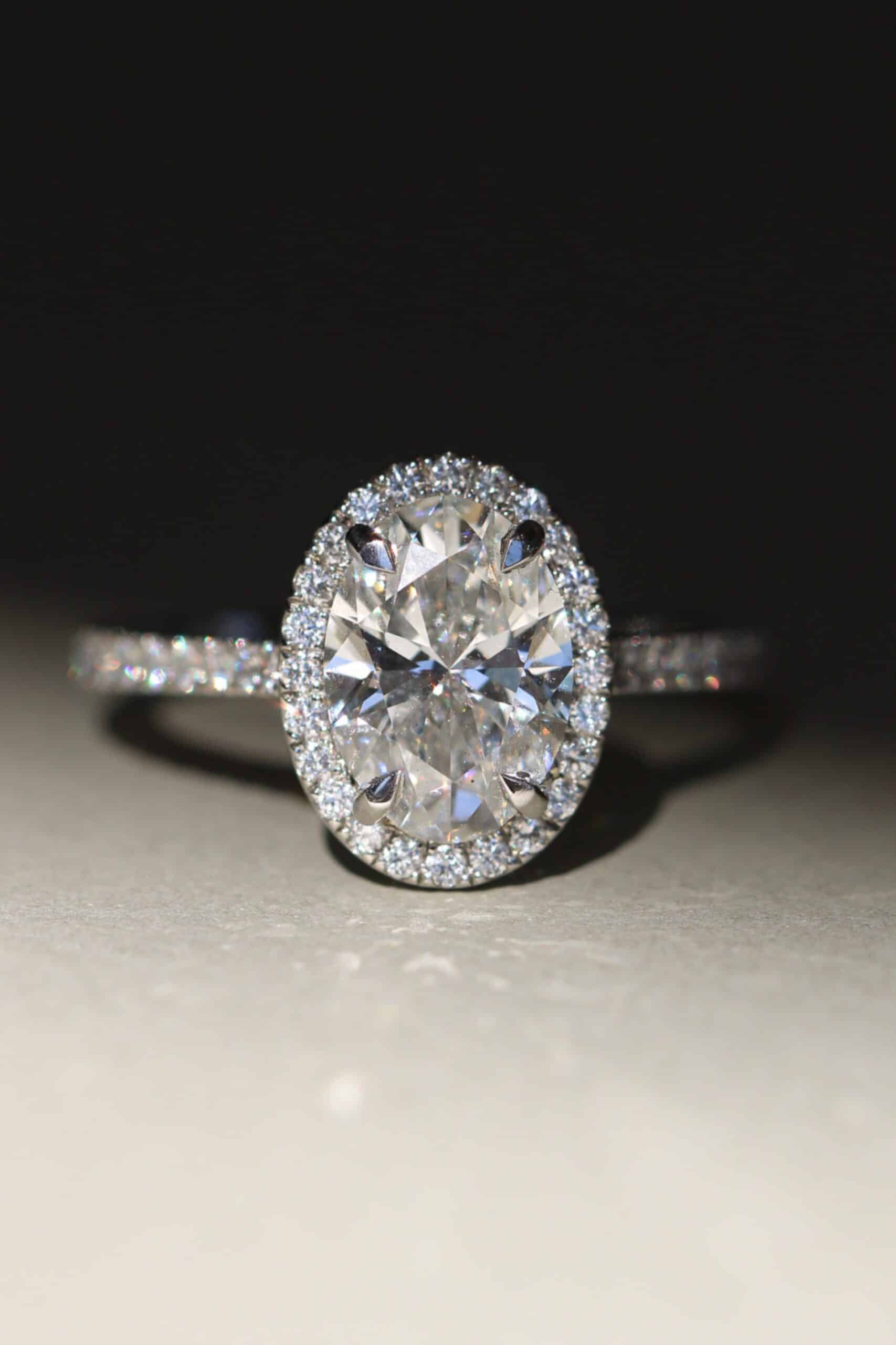 Oval supernova engagement ring