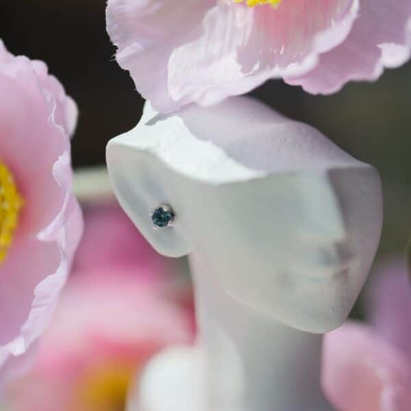 9ct White Gold Studs - Blue - Green Parti Sapphire