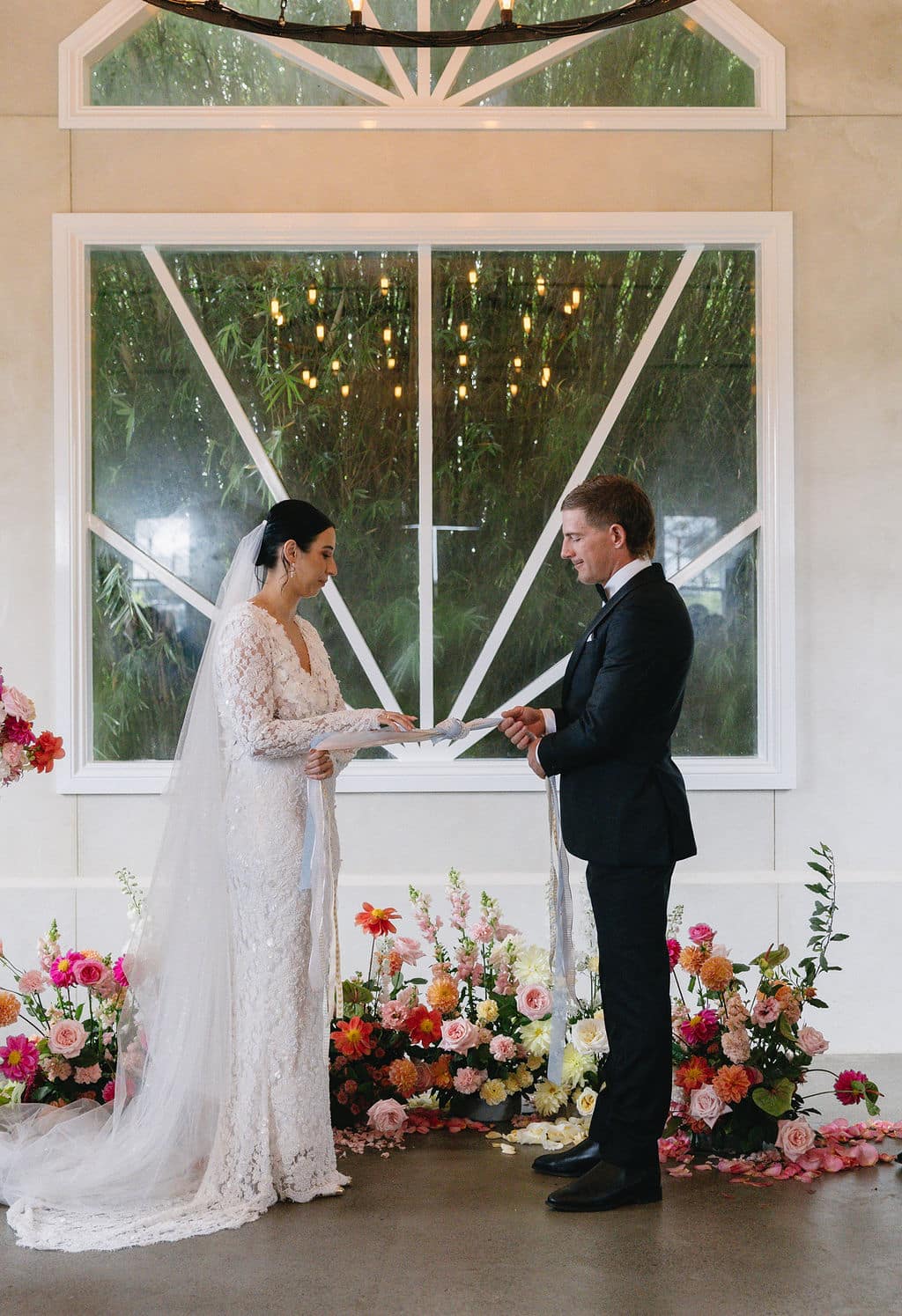 Tying of the knot