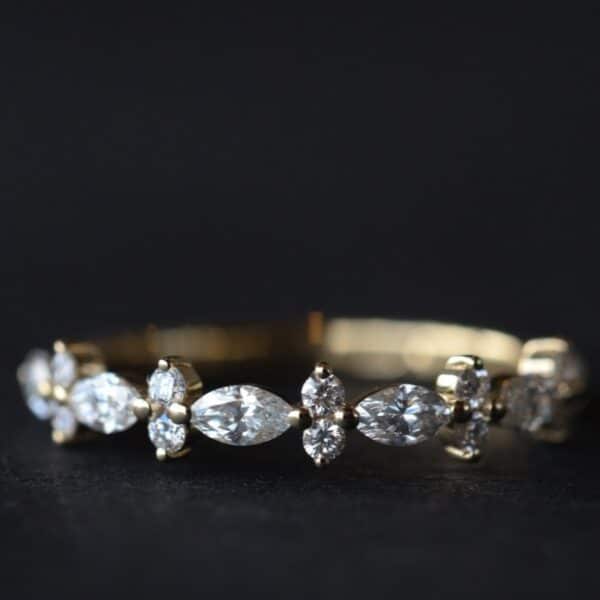 Round and Marquise - 18ct Yellow gold